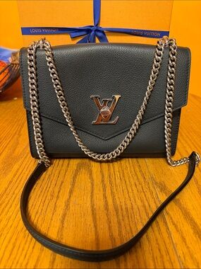 Louis Vuitton Black Leather Chain Shoulder Bag with Silver Hardware cross body